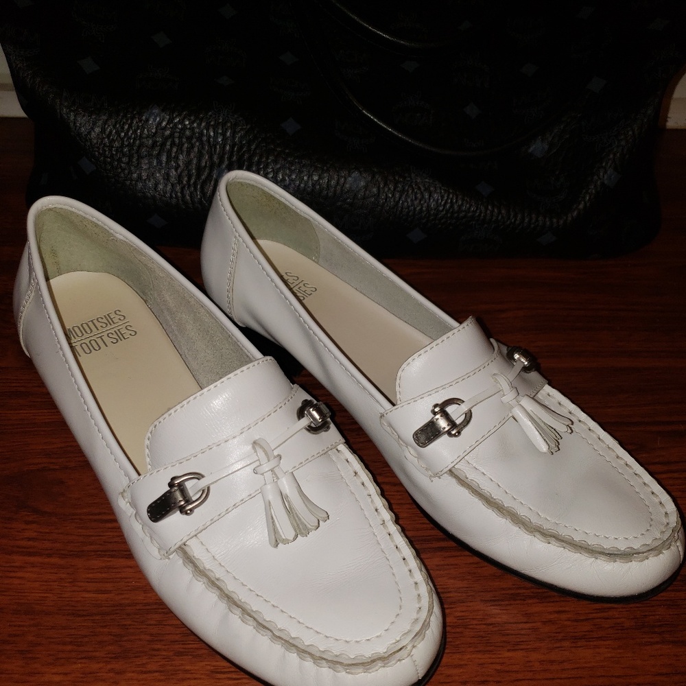 Mootsie Tootsie White Leather Loafers US10 - Picture 2 of 8